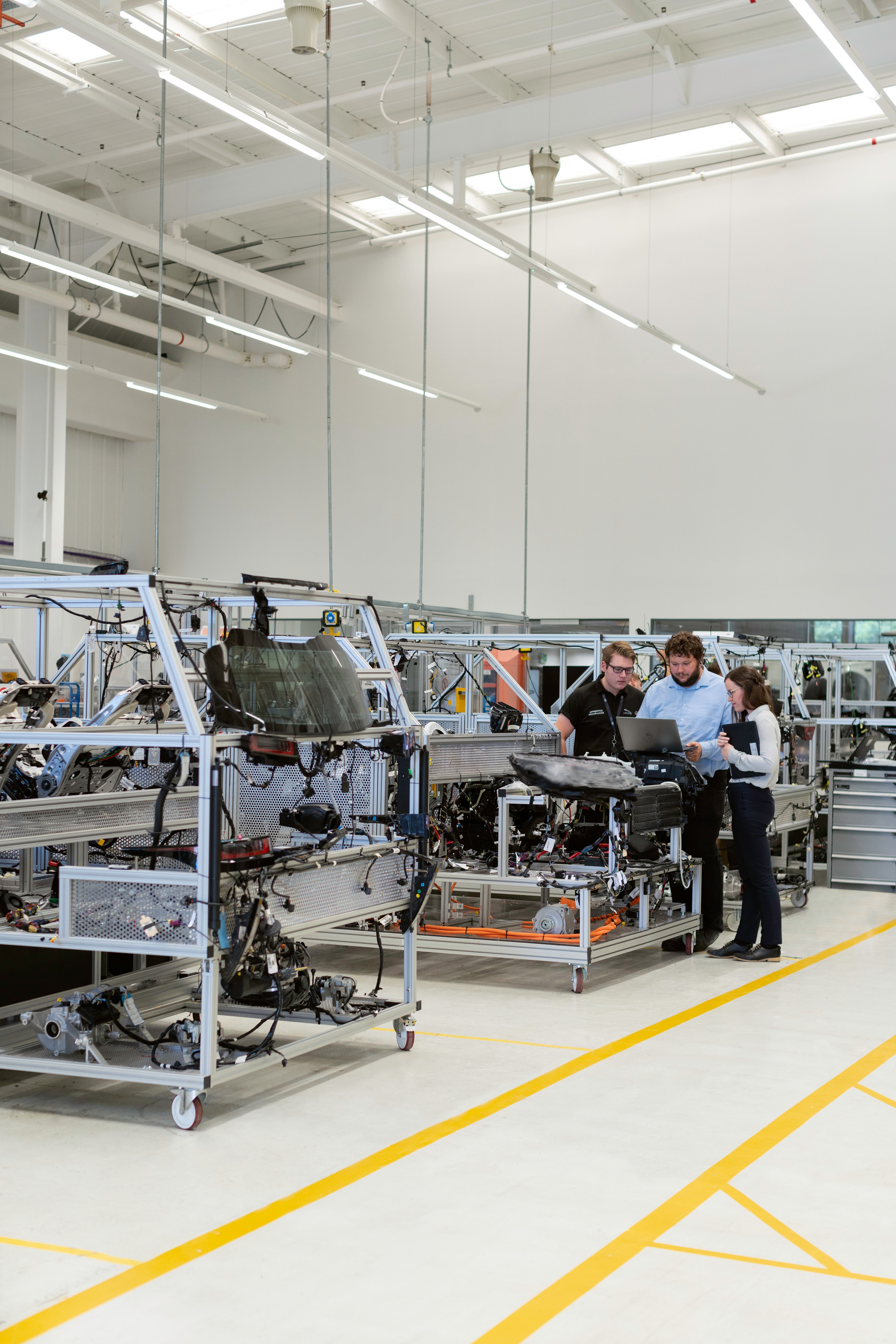 A view of the industrial line of a factory for assembling passenger cars.