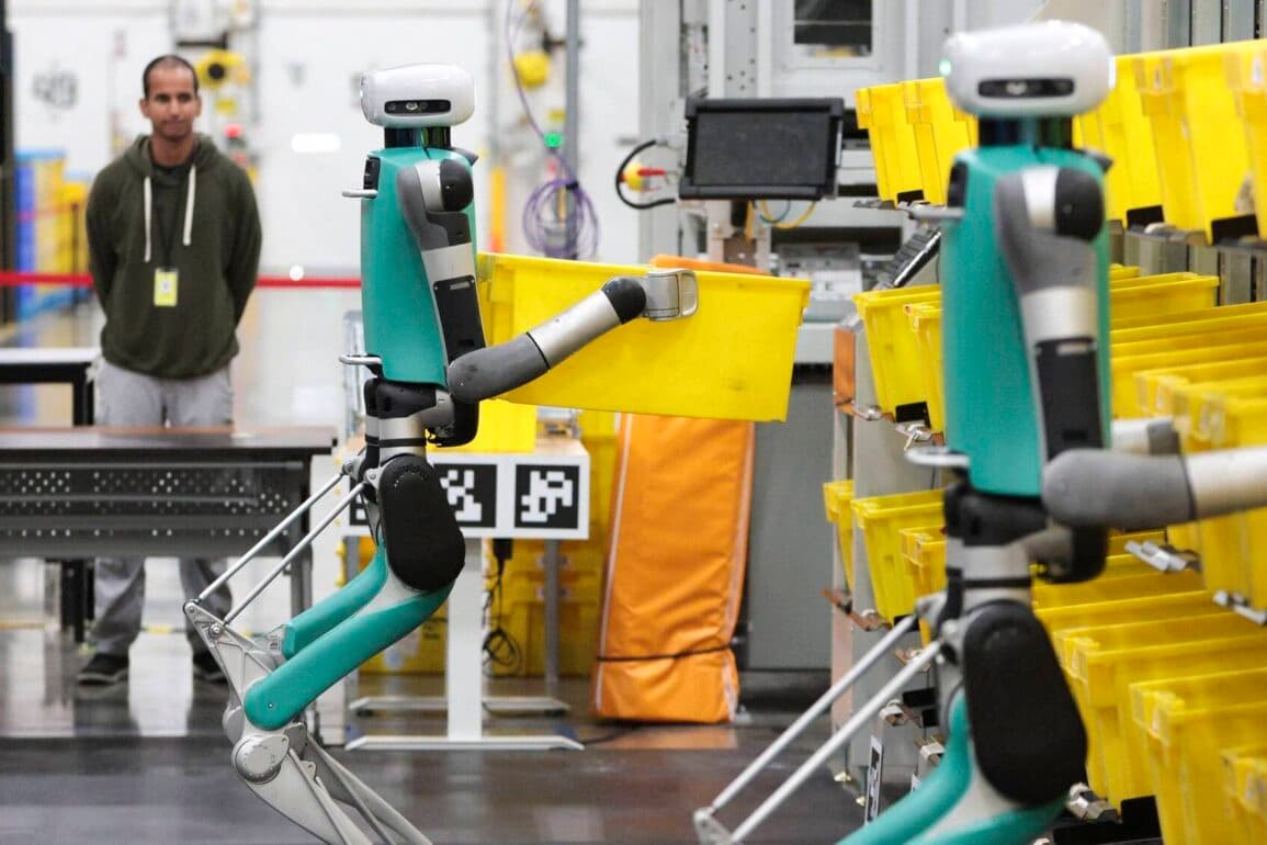 Robots Working in a Warehouse